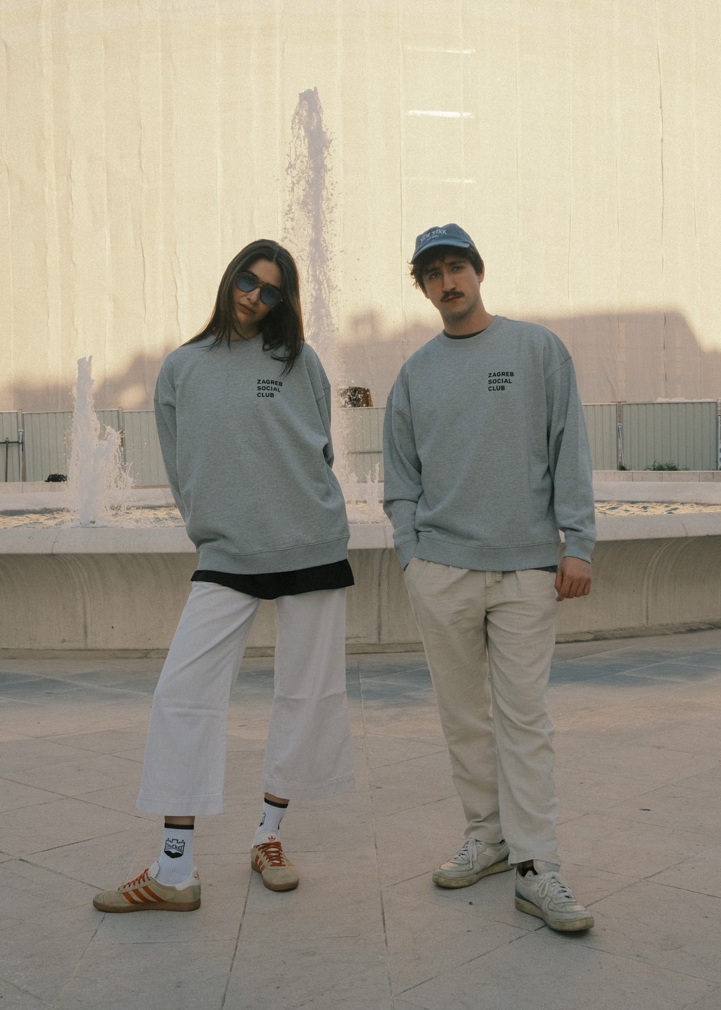 Classic Oversized Sweatshirt Heather Gray